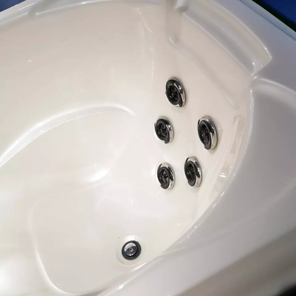 BG-8800 Bigeer new design fiberglass freestanding whirlpool bath tub hot spa tub 